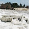 Памукалле: пам'ятки. Клімат, руїни міста Ієраполіс, термальні джерела і травертини в Памукалле