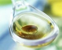 Корисні й цілющі (лікувальні) властивості оливкової олії. Чим корисна оливкова олія. Лікування оливковою олією