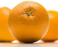 Корисні і лікувальні властивості апельсина