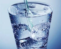 Вода. Лікувальні і цілющі властивості води. Чим корисна вода