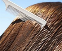 Миття і розчісування волосся. Як правильно мити і навіщо потрібно часто розчісувати волосся